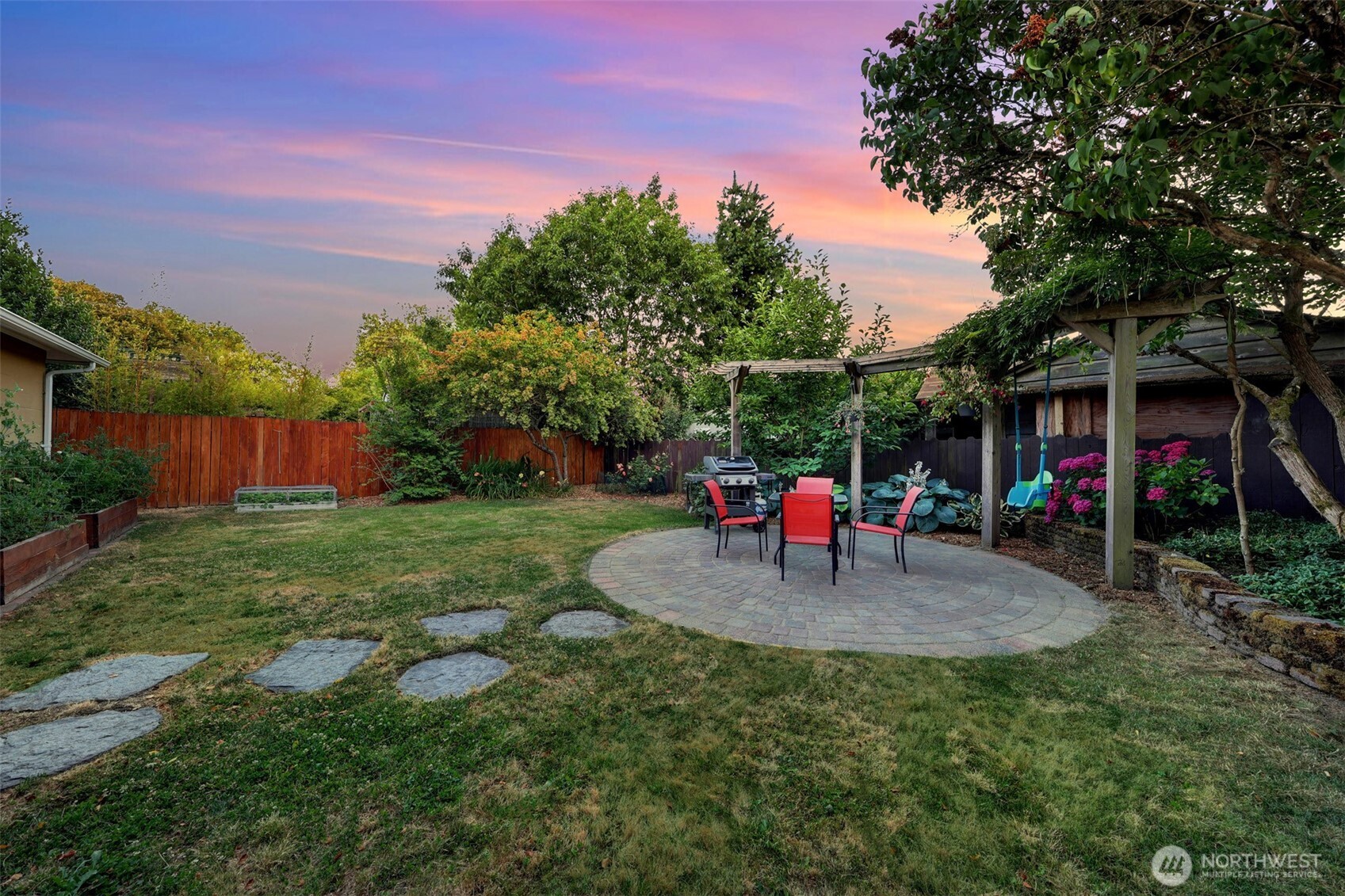 2811 Northwest 62nd Street Seattle, WA 98107 - Photo 34 of 35