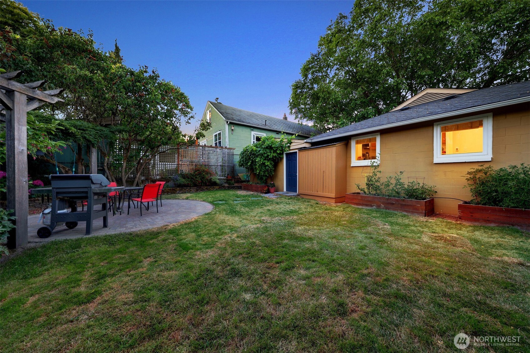 2811 Northwest 62nd Street Seattle, WA 98107 - Photo 8 of 35