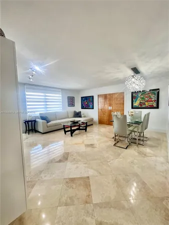 $3,850 | 9225 Collins Avenue, Unit 1111, Surfside, FL 33154