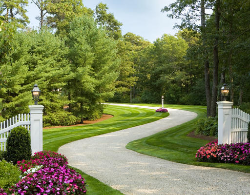 979-0 Old Post Road Barnstable, MA 02635 - Photo 3 of 10 a view of a garden with flowers