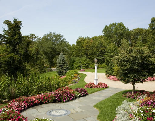 979-0 Old Post Road Barnstable, MA 02635 - Photo 10 of 10 a view of a garden with plants