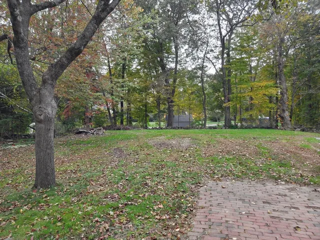 $437,000 | 19 Laurelwood Avenue, Leicester, MA 01524