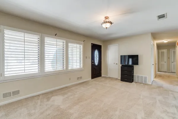 $225,000 | 206 Detroit Drive, Levelland, TX 79336