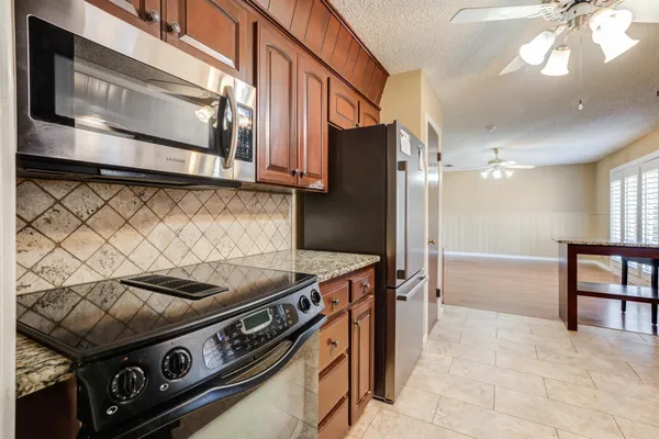 $219,000 | 206 Detroit Drive, Levelland, TX 79336