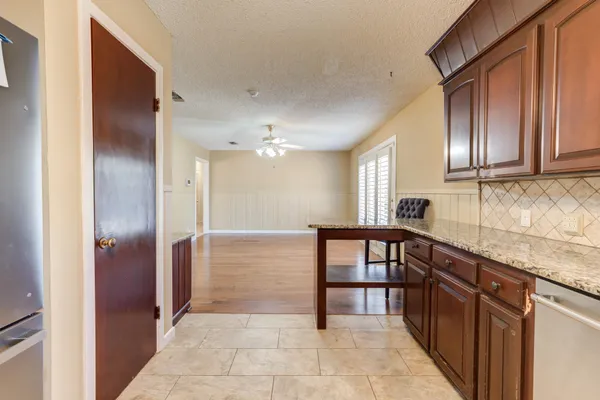 $219,000 | 206 Detroit Drive, Levelland, TX 79336