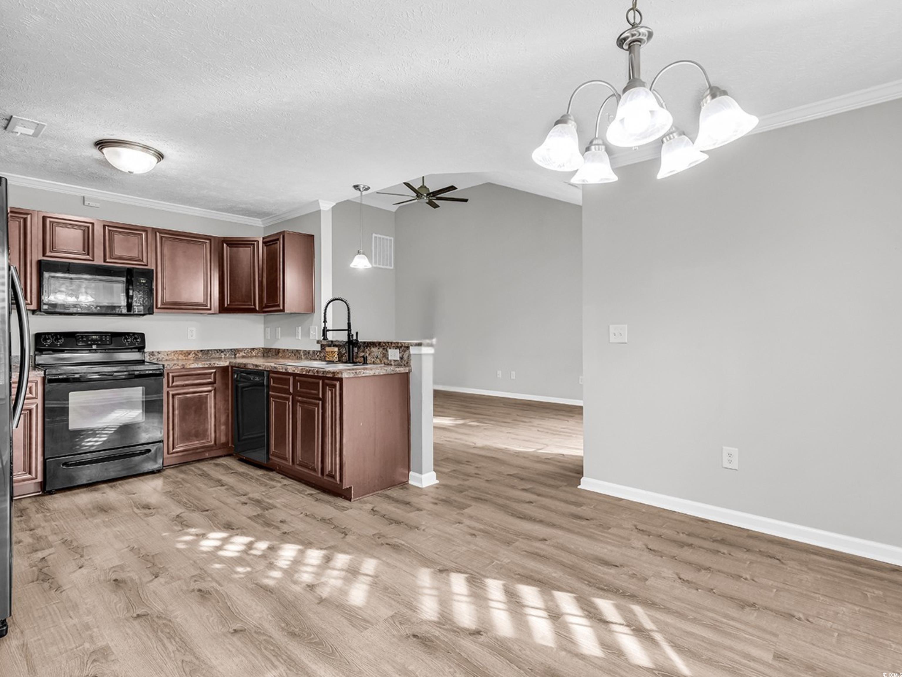 4969 South 1st Street Murrells Inlet, SC 29576 - Photo 6 of 35 Gallery Image 6