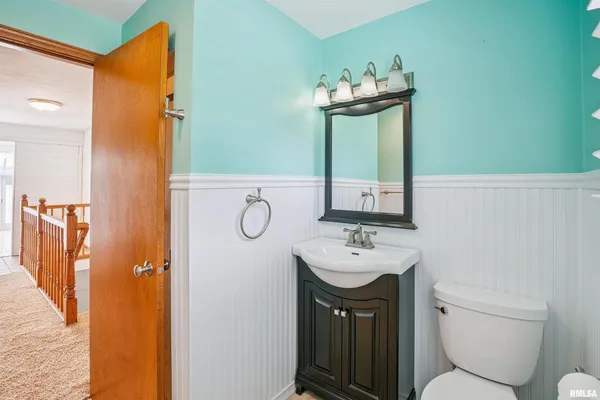 $449,000 | 22799 Great River Road, Le Claire, IA 52753