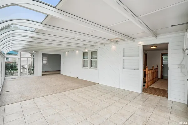 $449,000 | 22799 Great River Road, Le Claire, IA 52753