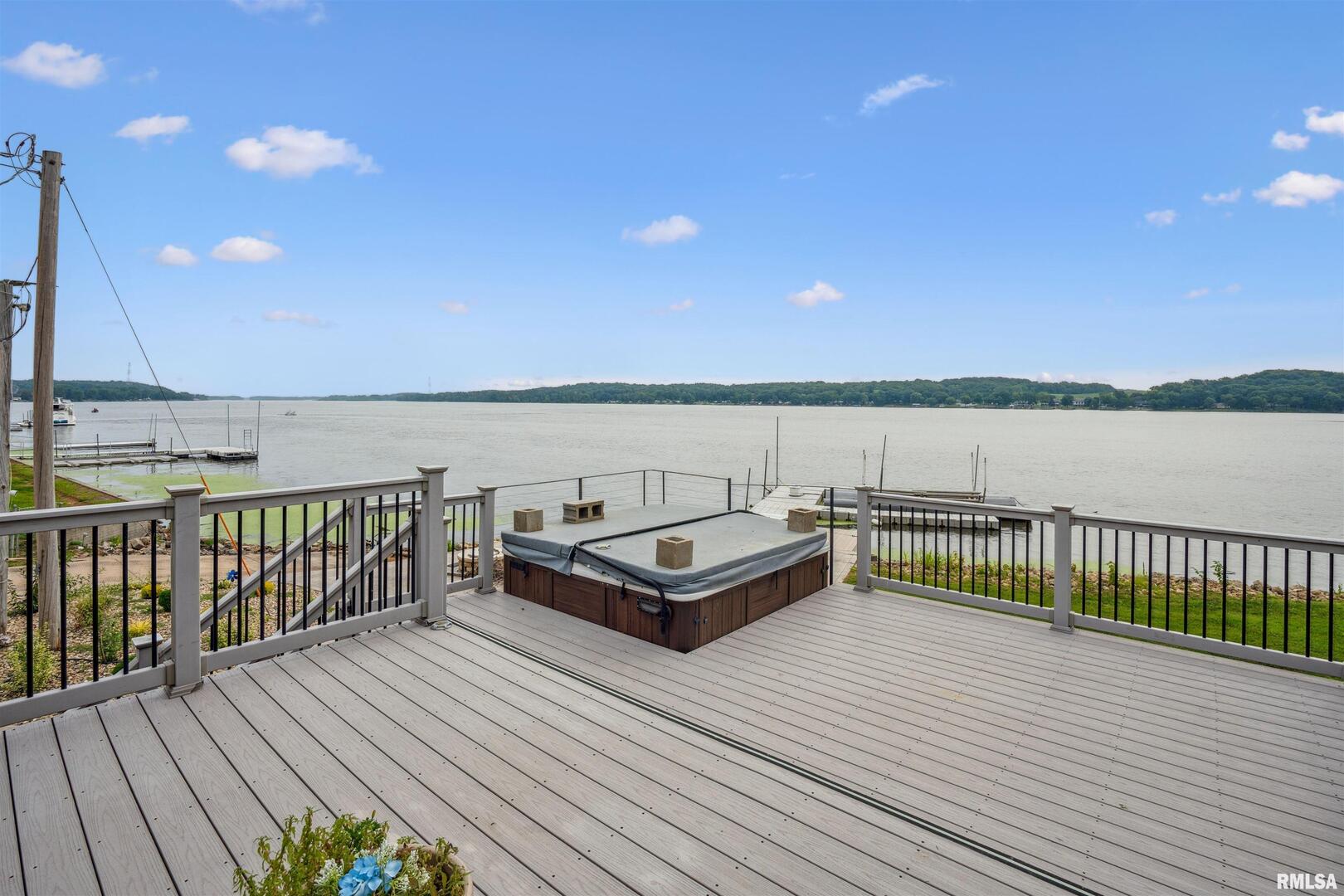 22799 Great River Road Le Claire, IA 52753 - Photo 28 of 40