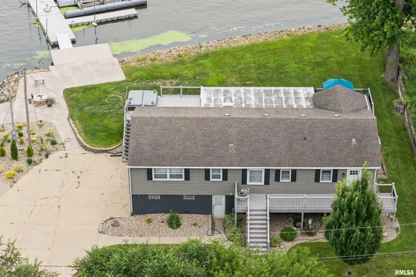 $449,000 | 22799 Great River Road, Le Claire, IA 52753