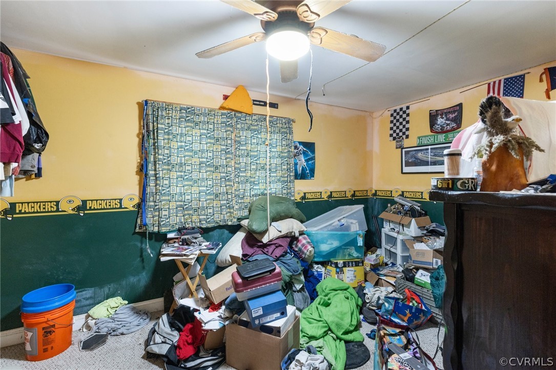 8442 Wheeling Road Mechanicsville, VA 23116 - Photo 11 of 23 a room with toys and a chandelier