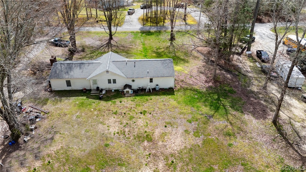 8442 Wheeling Road Mechanicsville, VA 23116 - Photo 22 of 23 an aerial view of a house with a yard