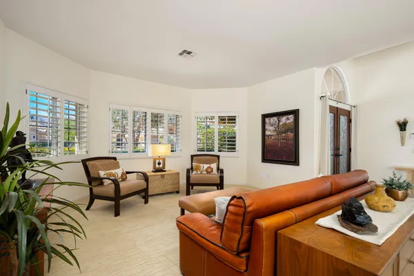 $995,000 | 9 White Sun Way, Rancho Mirage, CA 92270