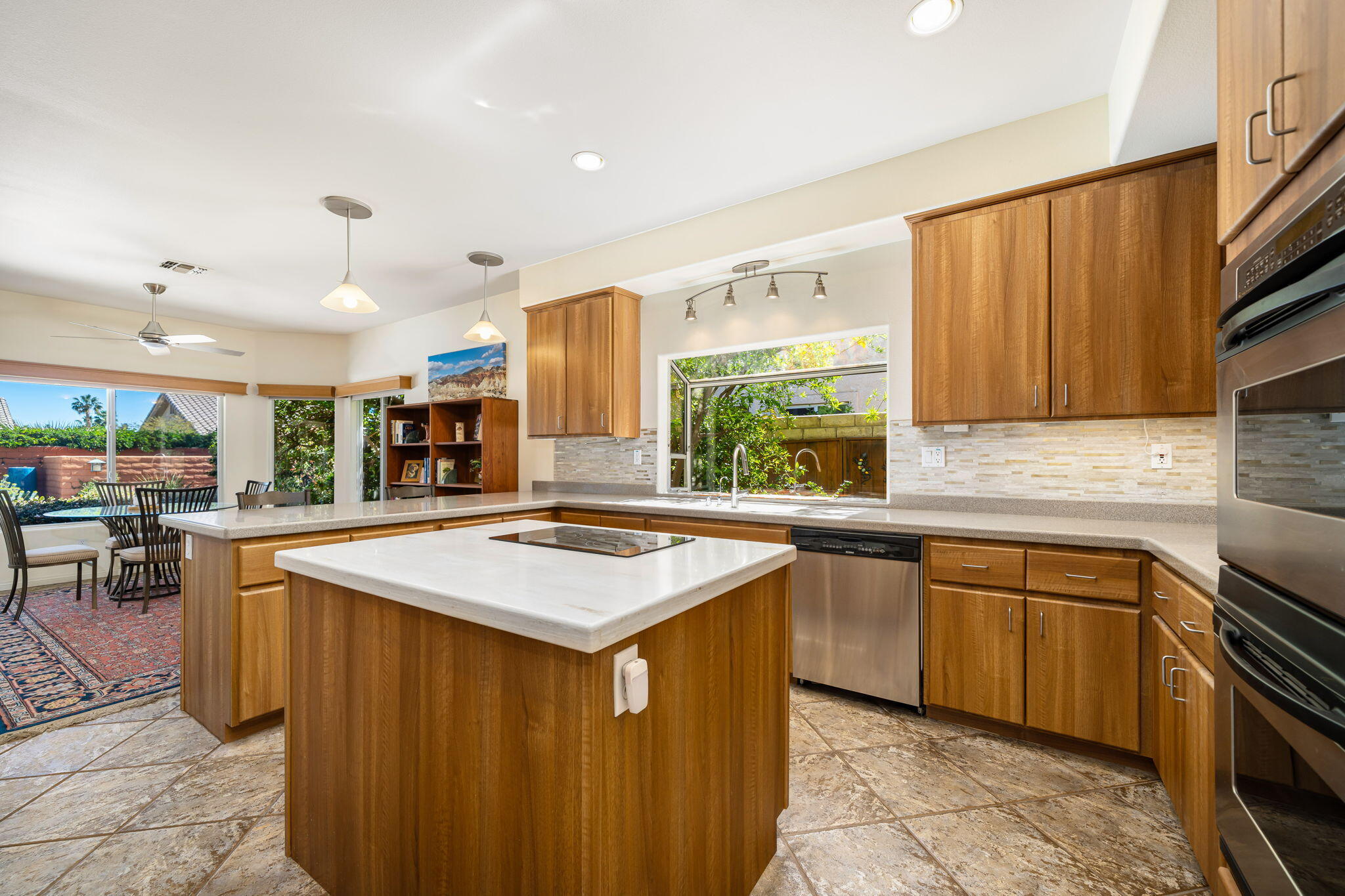 9 White Sun Way Rancho Mirage, CA 92270 - Photo 15 of 54 19-web-or-mls-JKWhite_OPMG_0326_019