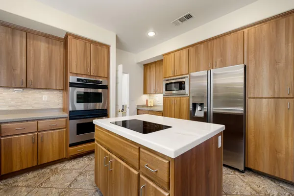 $995,000 | 9 White Sun Way, Rancho Mirage, CA 92270