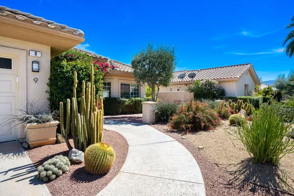 $995,000 | 9 White Sun Way, Rancho Mirage, CA 92270
