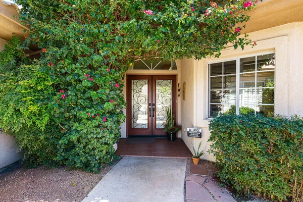 $995,000 | 9 White Sun Way, Rancho Mirage, CA 92270