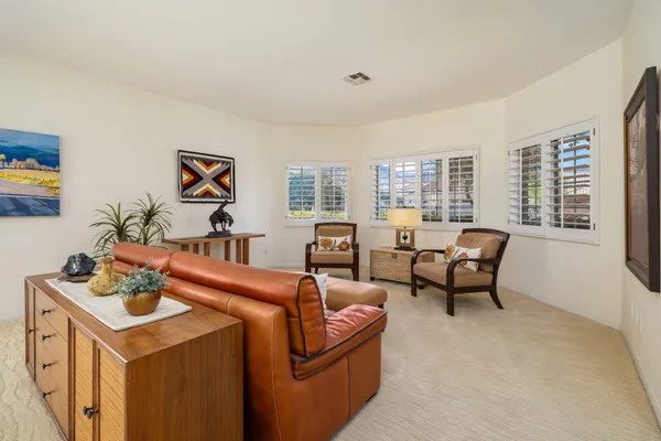 $995,000 | 9 White Sun Way, Rancho Mirage, CA 92270