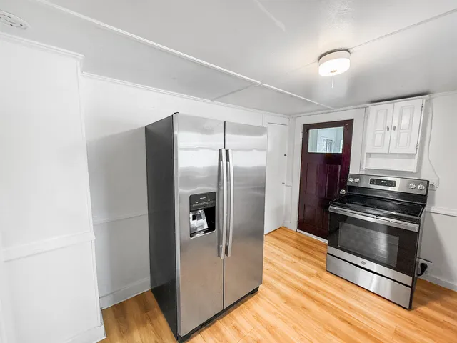 $2,200 | 230 King Street, Unit B, Boscawen, NH 03303