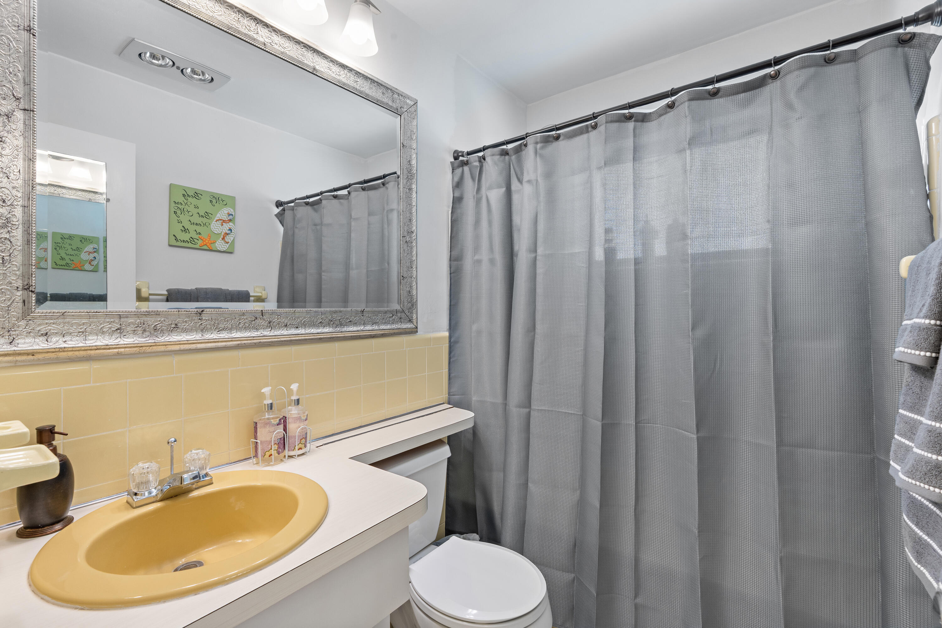5017 Northwest 49th Road Tamarac, FL 33319 - Photo 19 of 32 21-print-5017 NW 49th Rd, Tamarac, FL-51
