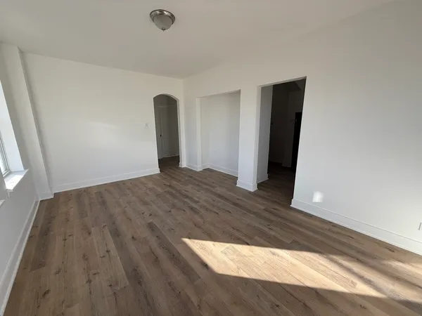 $1,525 | 6930 North Greenview Avenue, Unit 506, Chicago, IL 60626