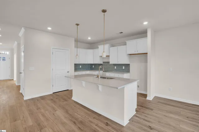 $374,900 | 155 Hunter Ridge Drive, Boiling Springs, SC 29316