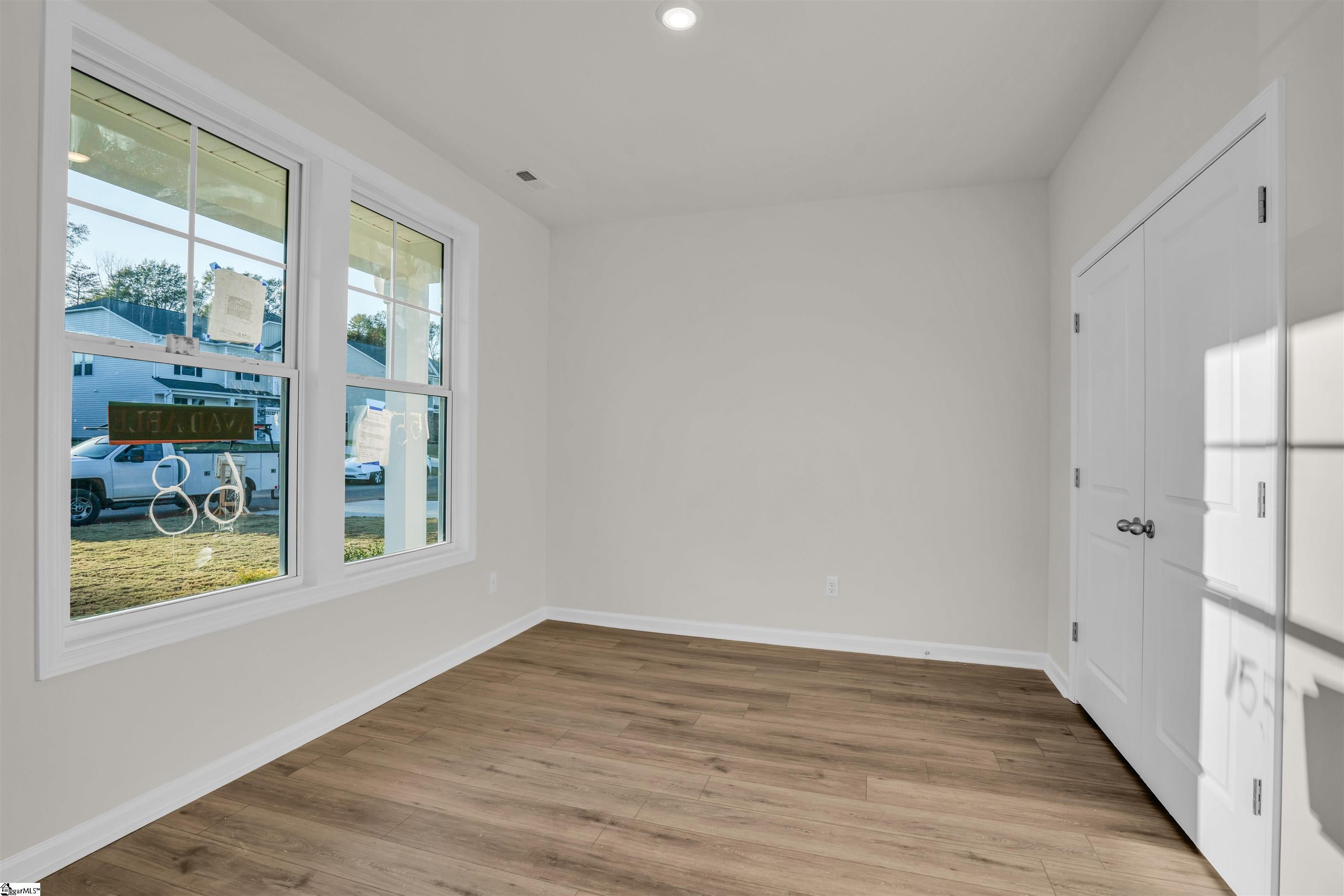 155 Hunter Ridge Drive Boiling Springs, SC 29316 - Photo 2 of 29