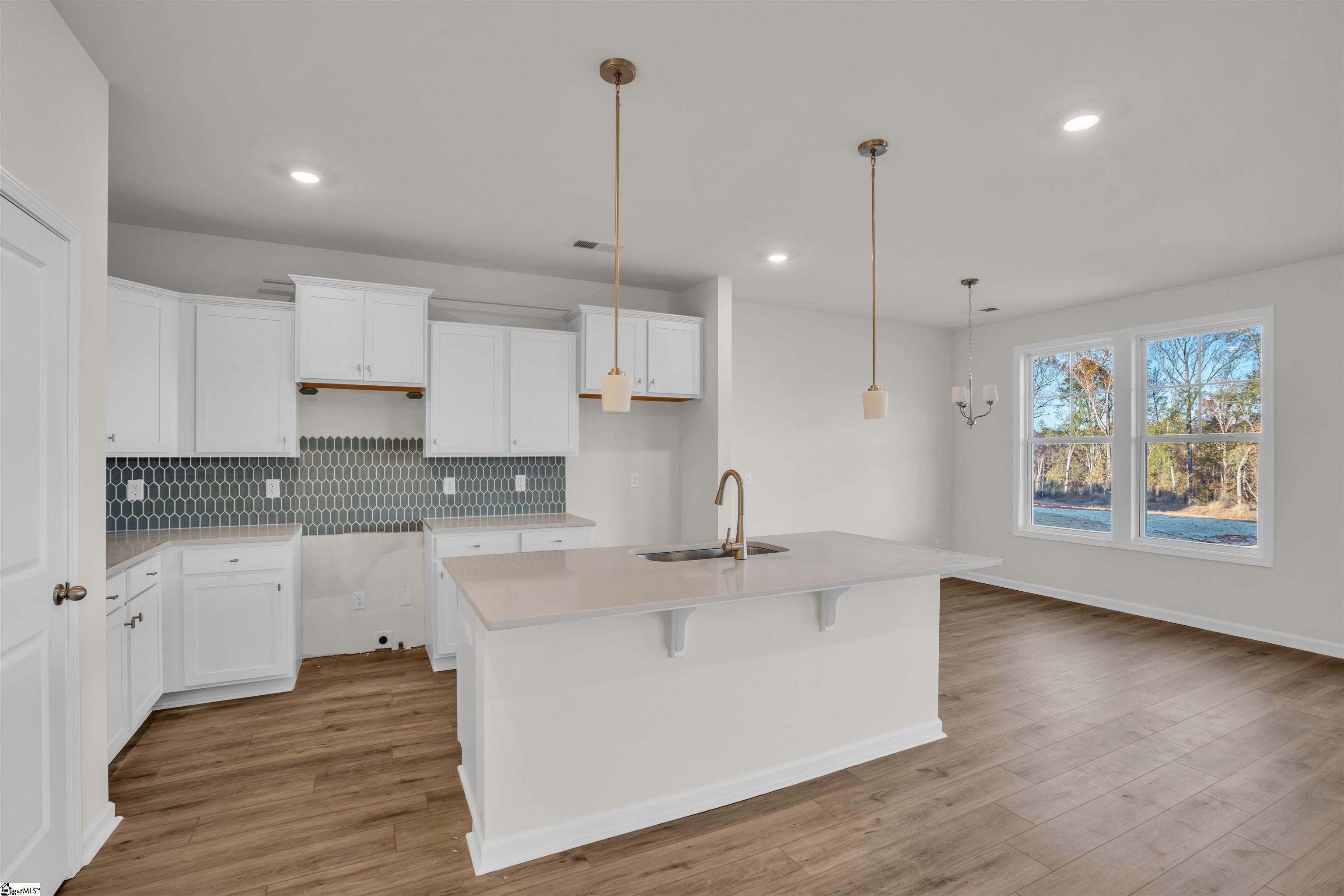 155 Hunter Ridge Drive Boiling Springs, SC 29316 - Photo 5 of 29