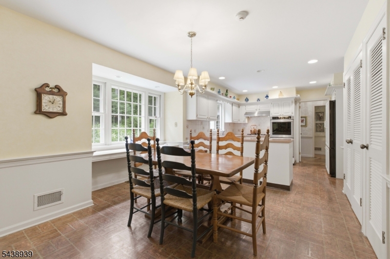 2 Tall Pines Road Morristown, NJ 07960 - Photo 9 of 35