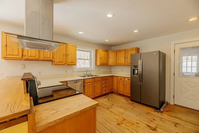 $395,000 | 725 Dunlap Farm Road, Sunderland, VT 05250