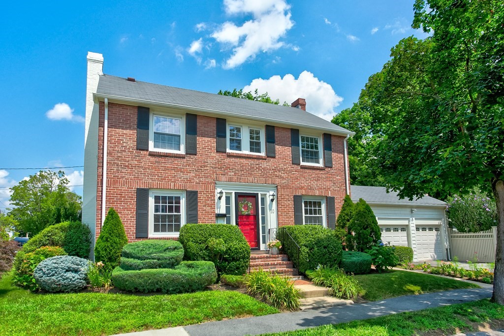 10 Raleigh Street Arlington, MA 02474 - Photo 1 of 36 Gallery Image 1