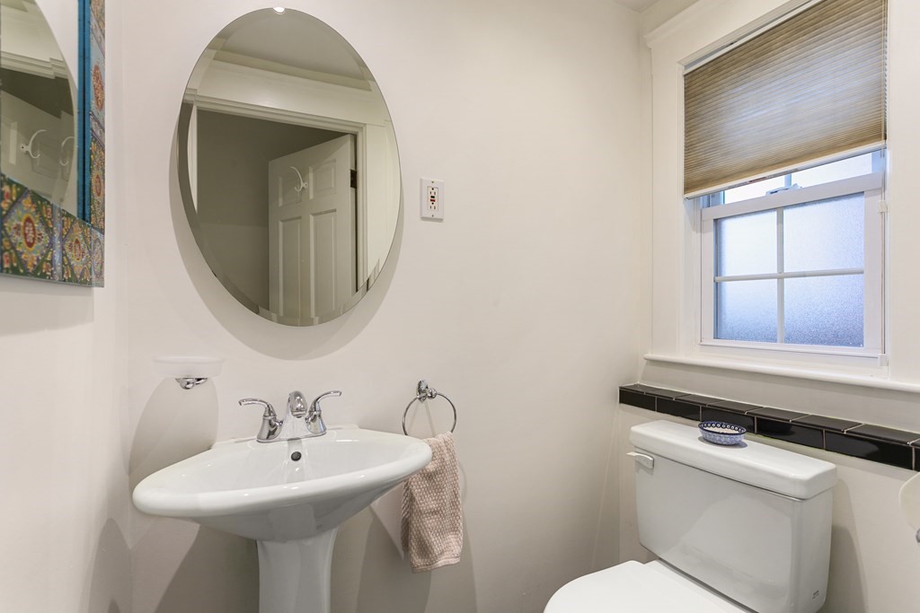 10 Raleigh Street Arlington, MA 02474 - Photo 27 of 36 Gallery Image 27