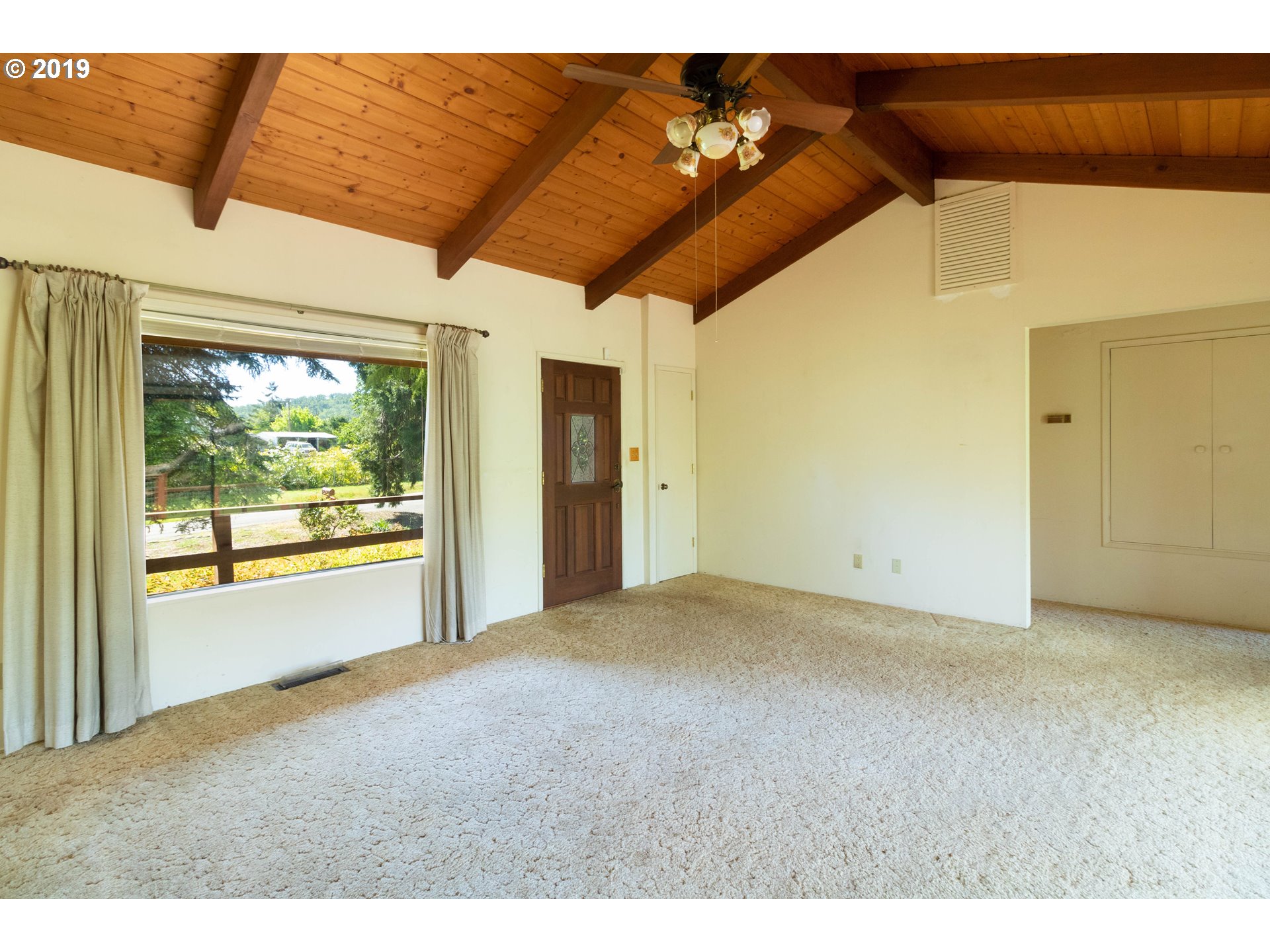 706 River Bend Road Roseburg, OR 97471 - Photo 6 of 30 Gallery Image 6
