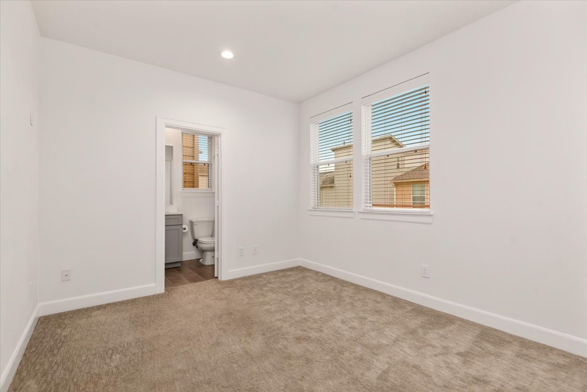 2777 Clinton Drive Houston, TX 77020 - Photo 22 of 37