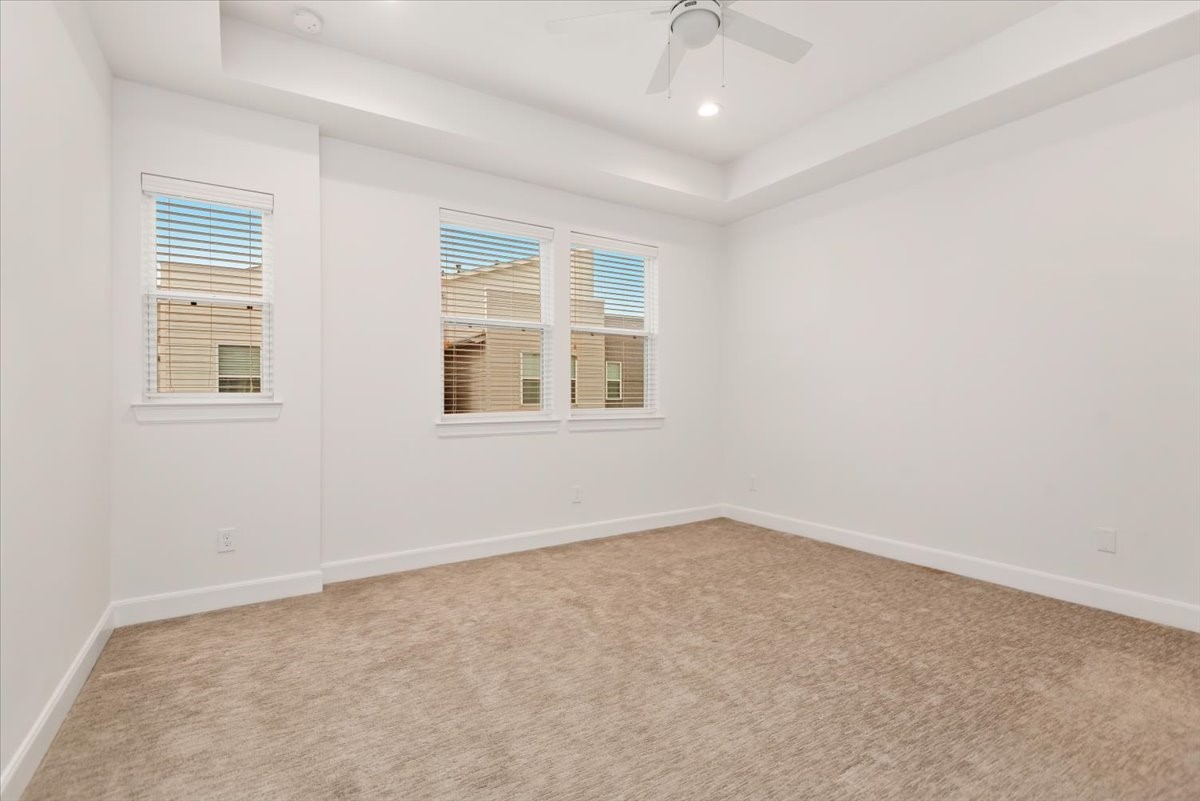2777 Clinton Drive Houston, TX 77020 - Photo 27 of 37