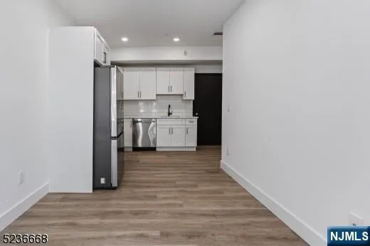 $2,175 | 189 Dayton Avenue, Unit 205, Passaic, NJ 07055
