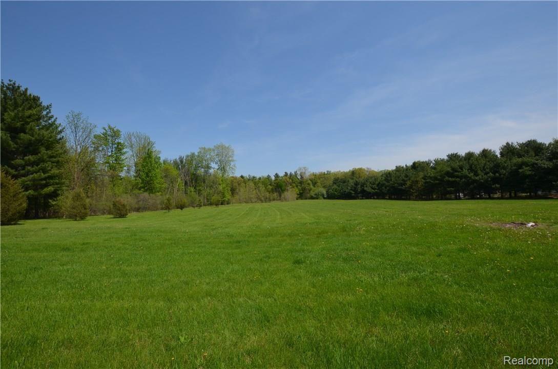 13327 Fagan Road Holly, MI 48442 - Photo 36 of 37 DSC_0472.JPG