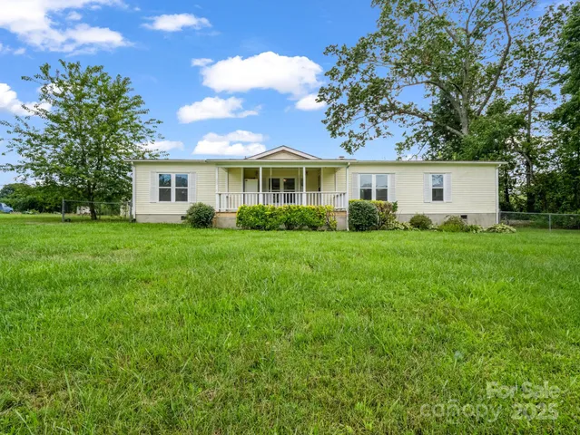 $255,361 | 355 Staton Road, Flat Rock, NC 28731