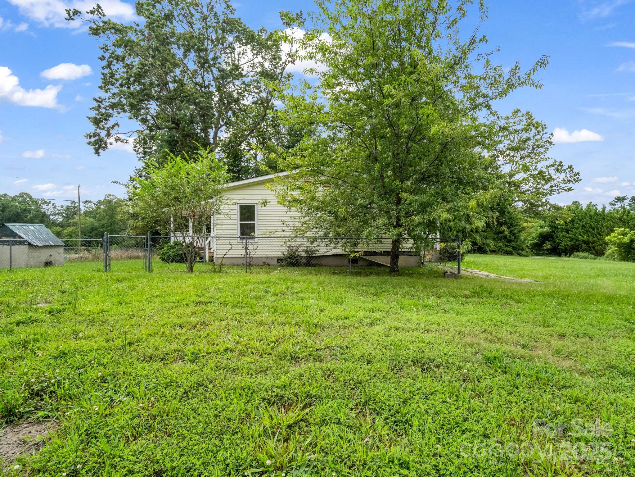 355 Staton Road Flat Rock, NC 28731 - Photo 32 of 34 Gallery Image 32