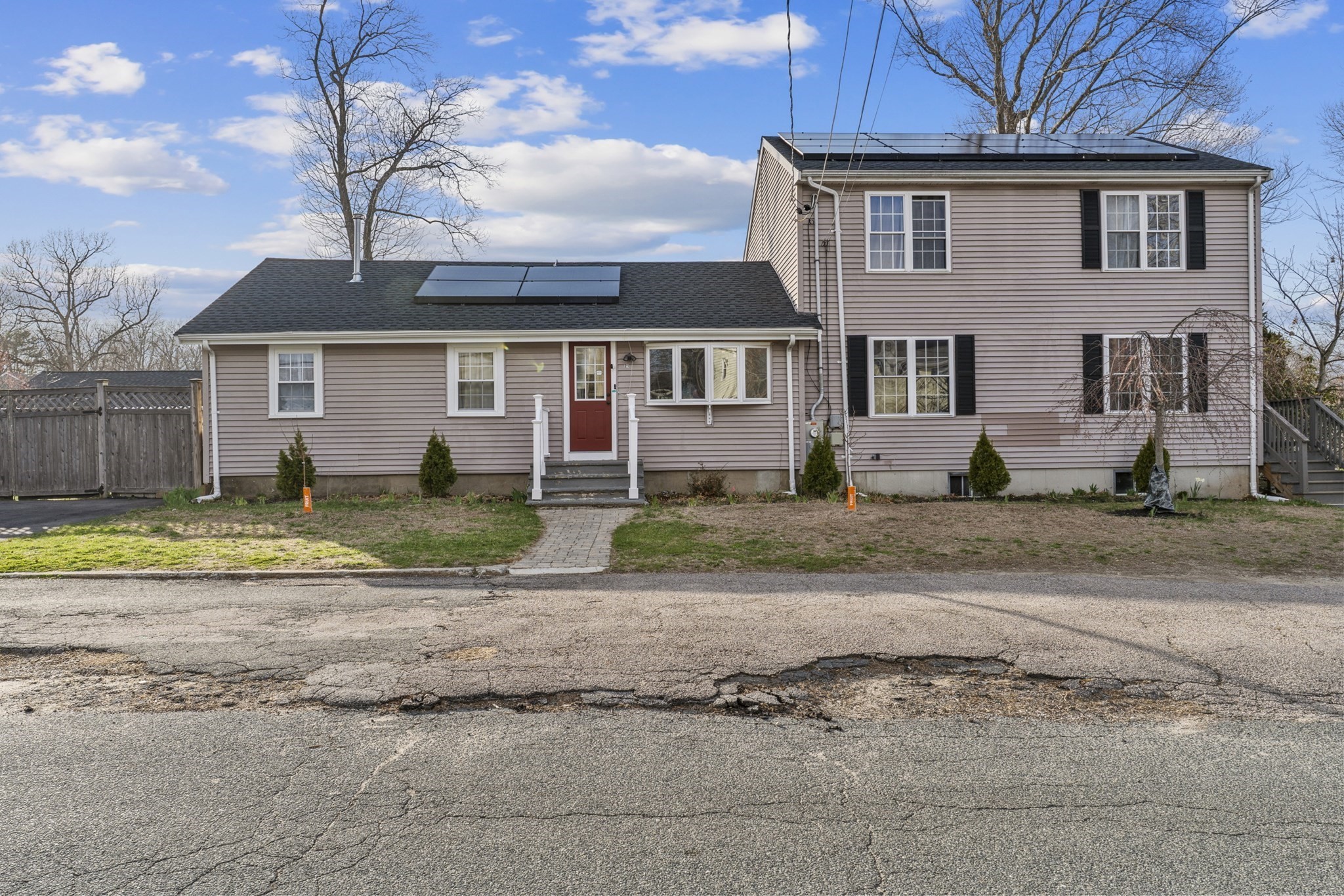 21 Dale Road, Unit B Holbrook, MA 02343 - Photo 1 of 8 Gallery Image 1