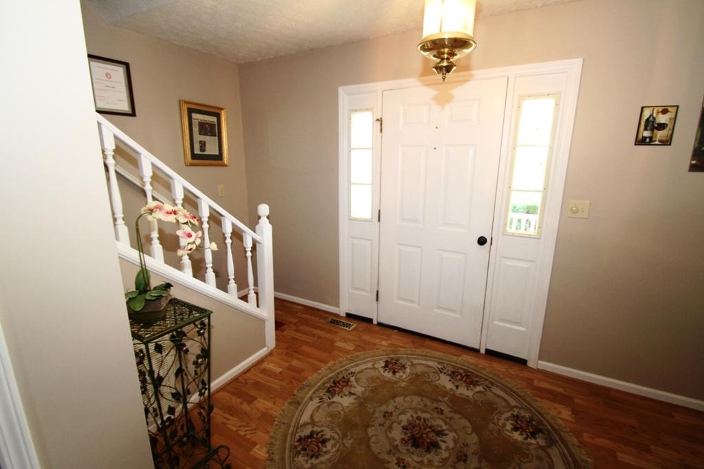 213 Crowfield Cir Road Lewisburg, WV 24901 - Photo 14 of 40 Gallery Image 14