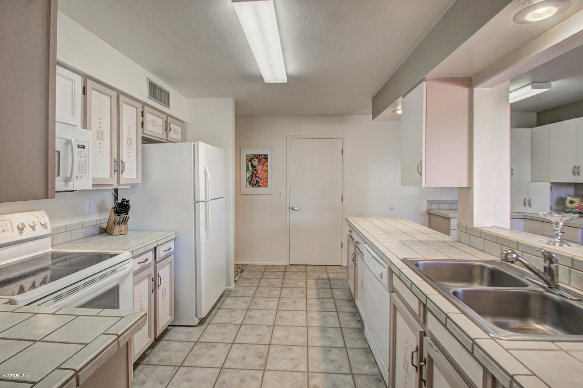 1408 North Rio-Aros Green Valley, AZ 85614 - Photo 16 of 27