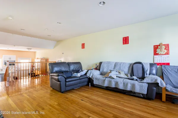 $688,000 | 69 Alex Circle | South Beach