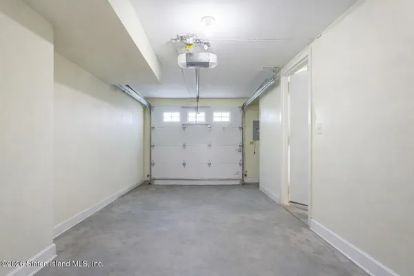 $688,000 | 69 Alex Circle | South Beach