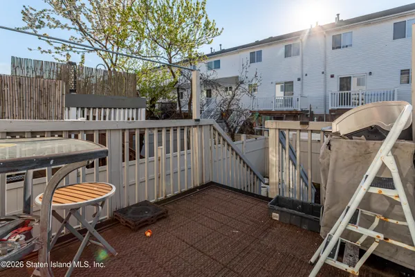 $688,000 | 69 Alex Circle | South Beach