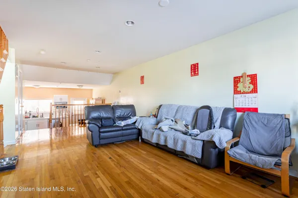 $688,000 | 69 Alex Circle | South Beach