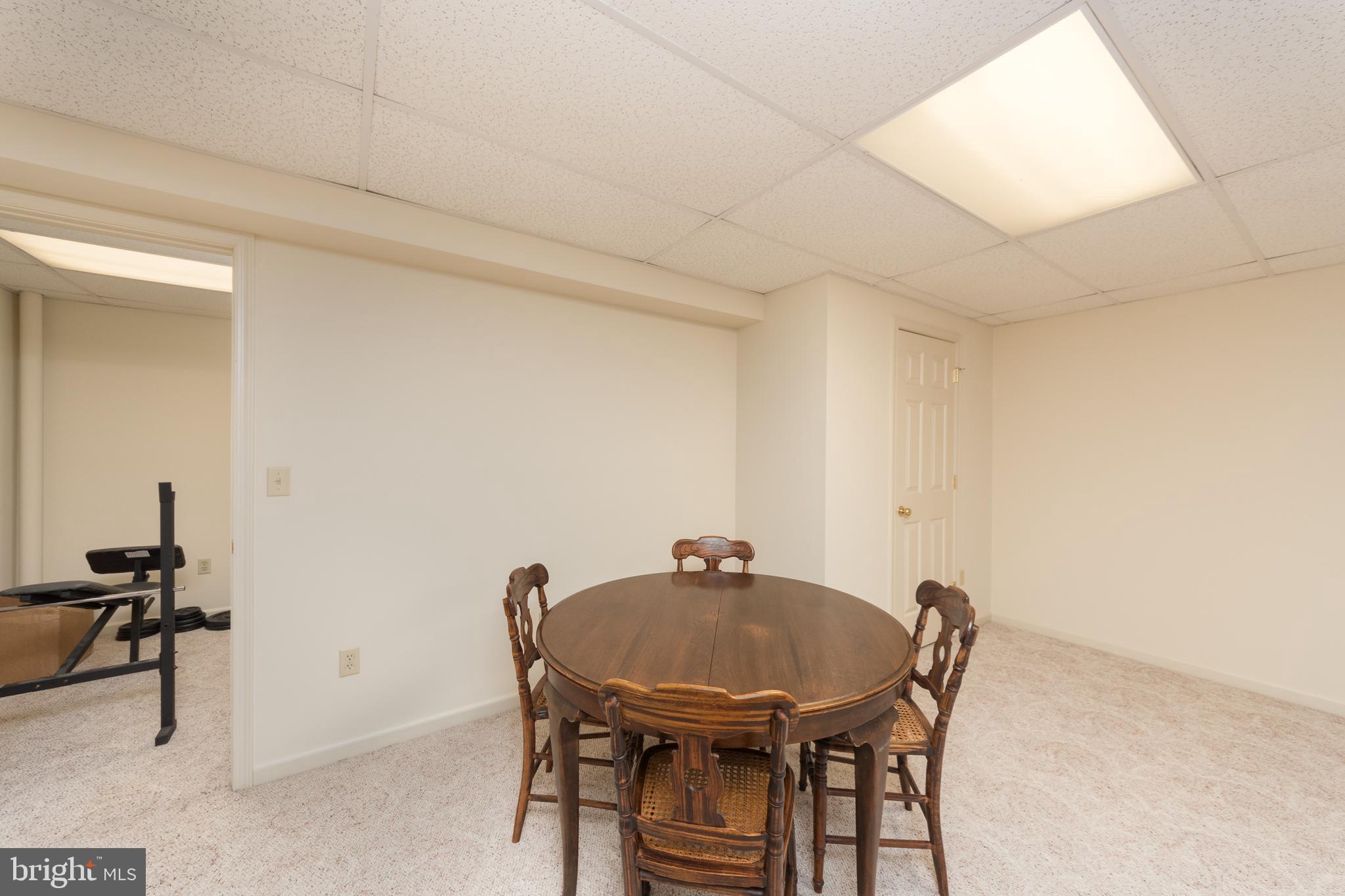 131 Sutherland Road Lancaster, PA 17603 - Photo 30 of 33 Gallery Image 30