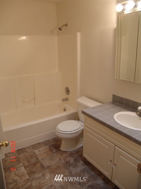 6975 Southeast Sedgwick Road Port Orchard, WA 98366 - Photo 22 of 25 Gallery Image 22