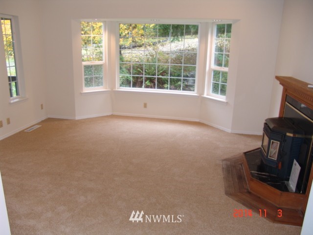 6975 Southeast Sedgwick Road Port Orchard, WA 98366 - Photo 8 of 25 Gallery Image 8