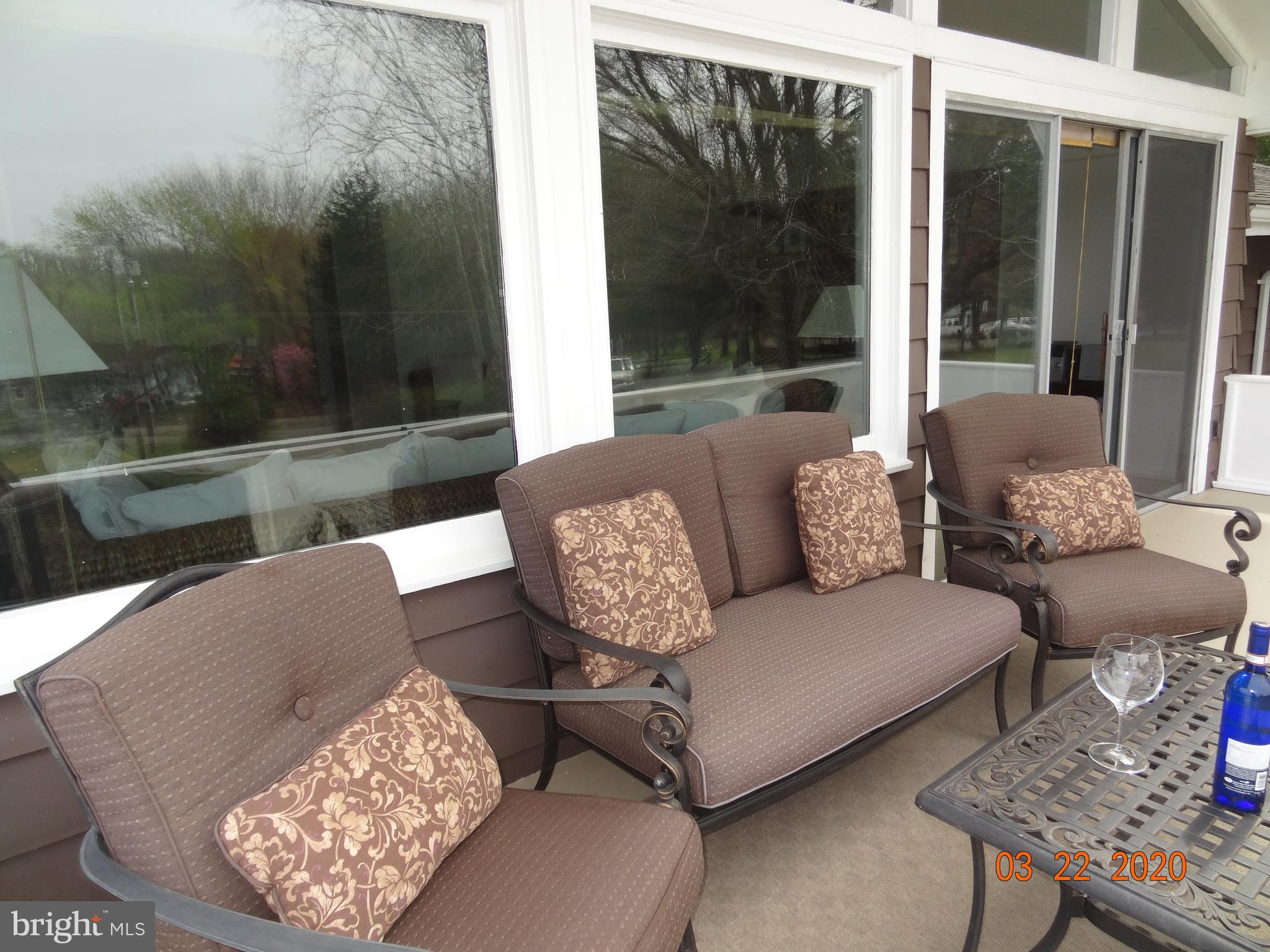 71 Fairview Road Louisa, VA 23093 - Photo 12 of 101 Spacious Balcony